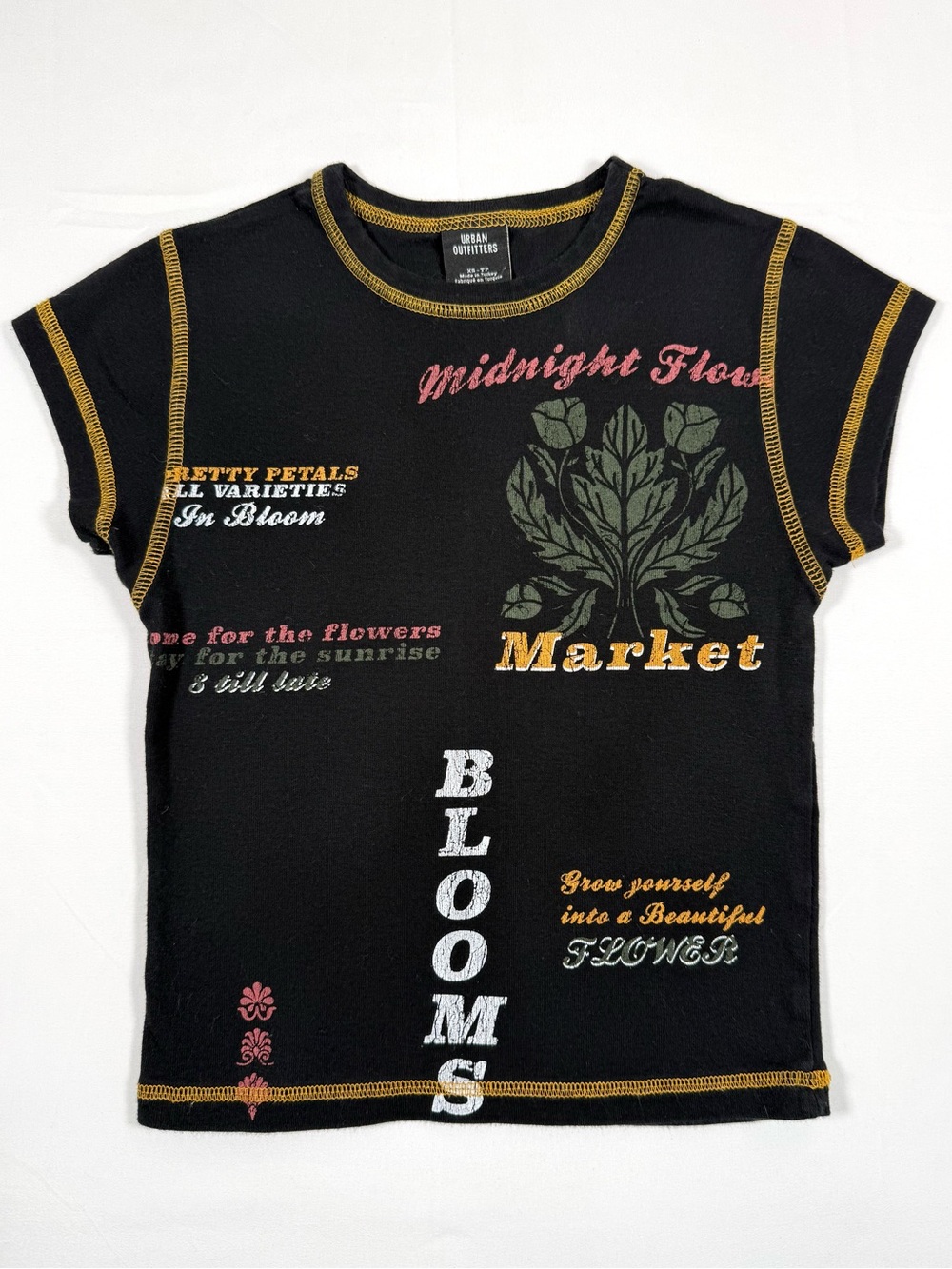 URBAN OUTFITTERS Womens Midnight Flower Market Baby Tee XS Y2K Grunge Boho Retro